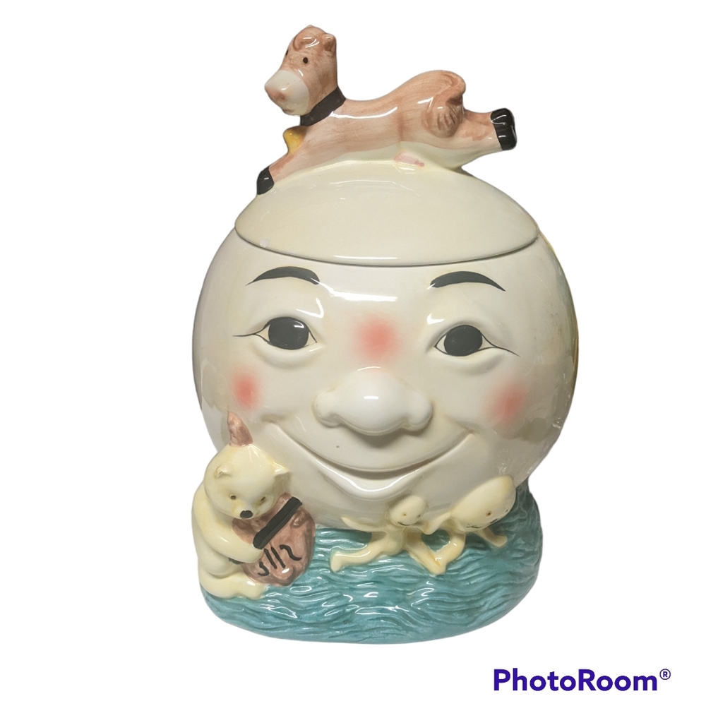 Vintage Cookie Jar- Cow Jumps Over the Moon